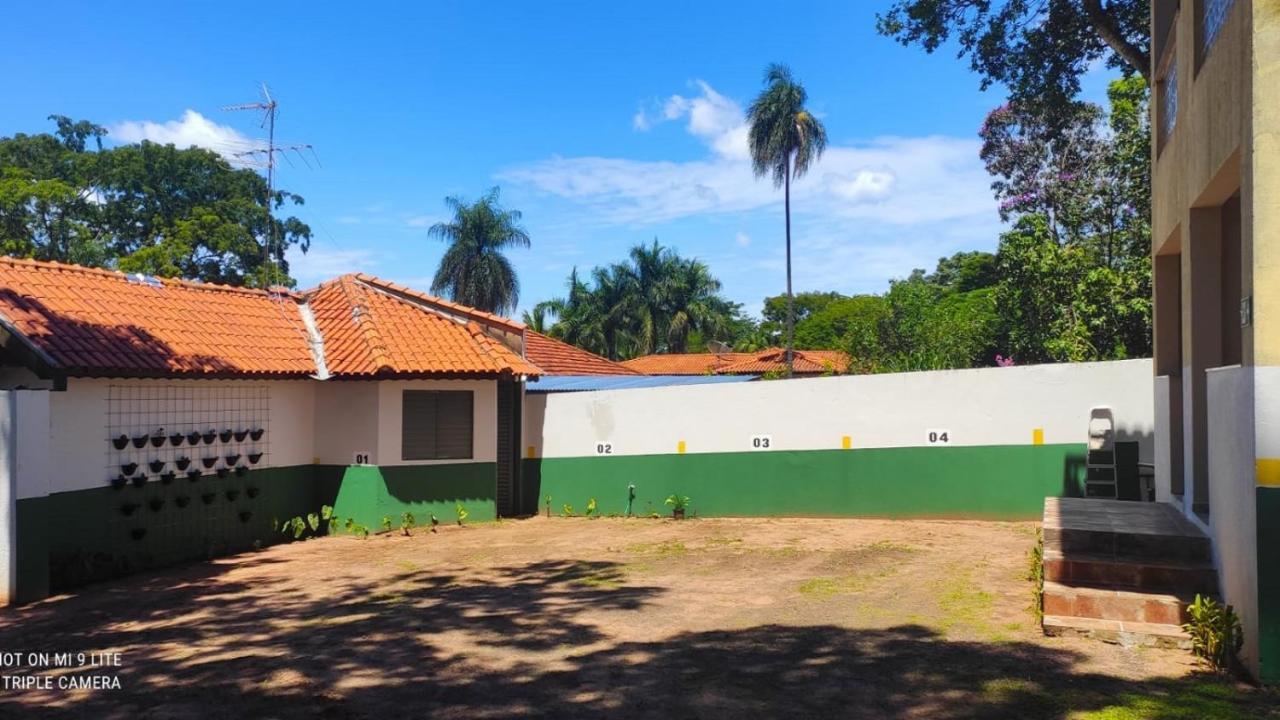Pousada Recanto Das Maritacas Brotas Exterior foto